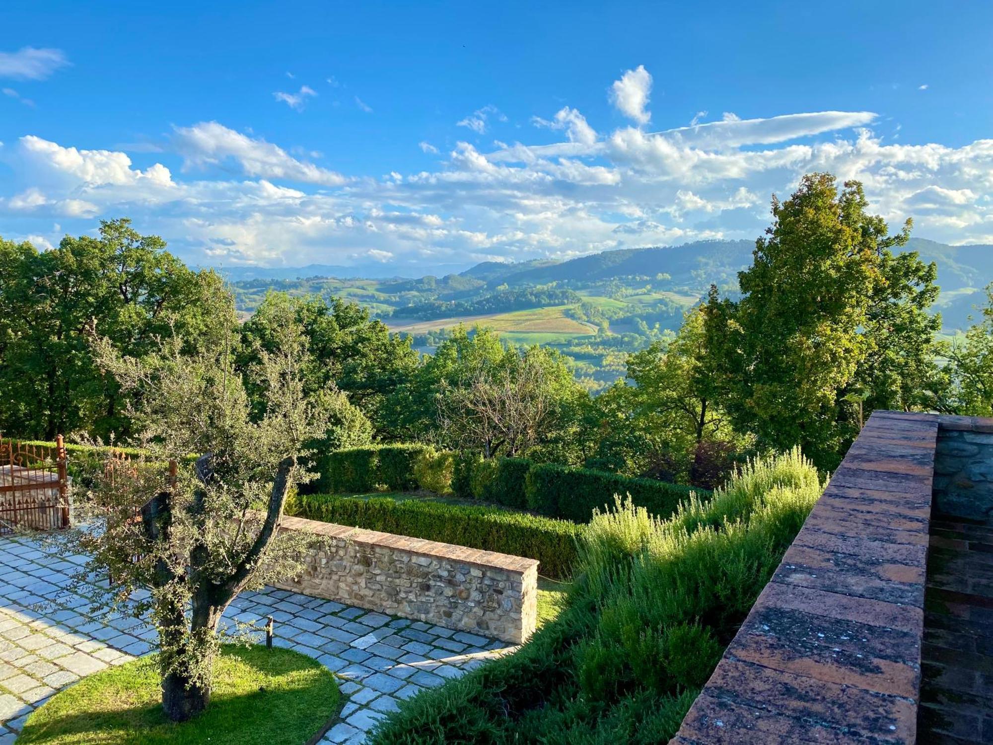 Castello Di Viano Villa Eksteriør billede